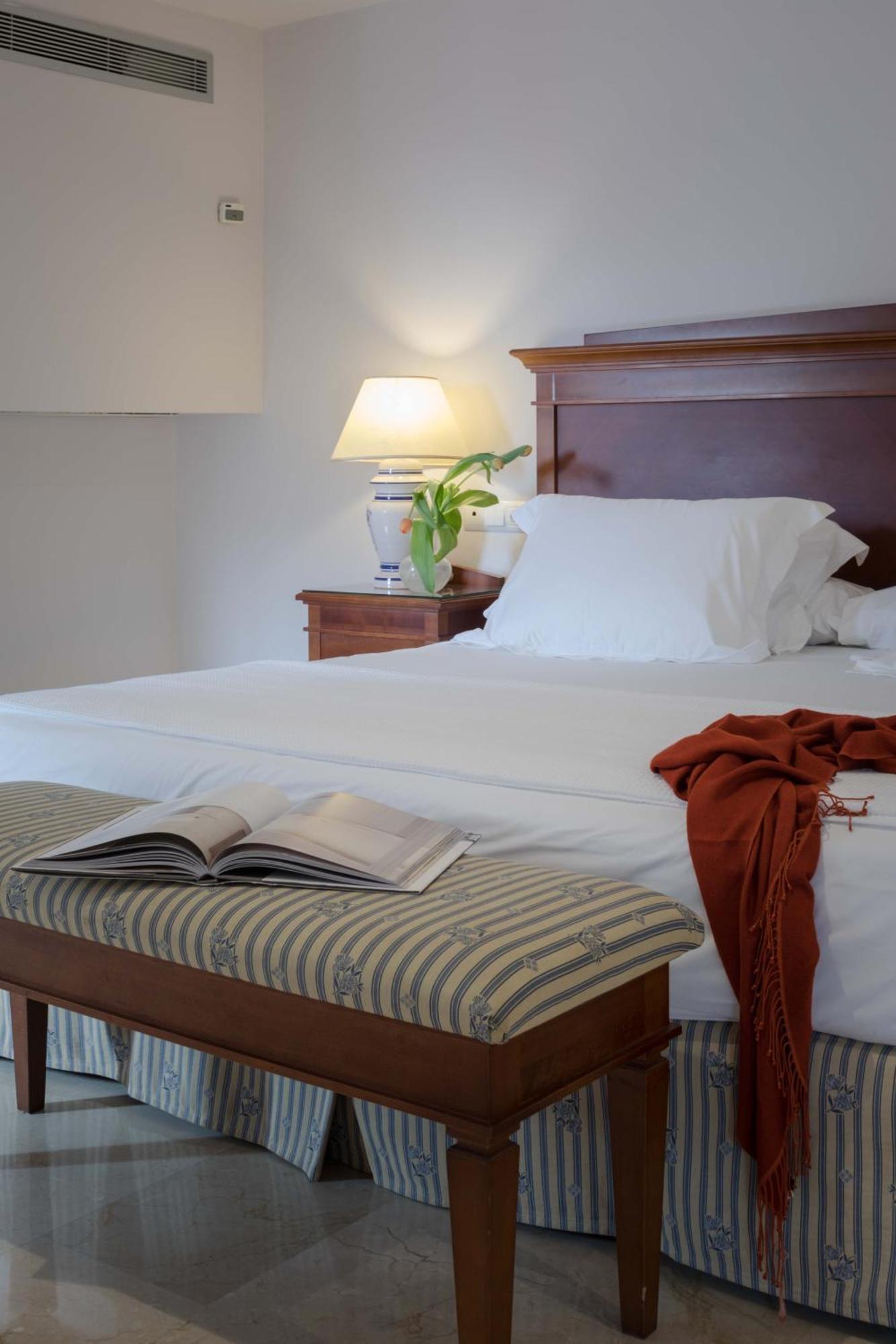 Hotel Rey Alfonso X Σεβίλλη Δωμάτιο φωτογραφία